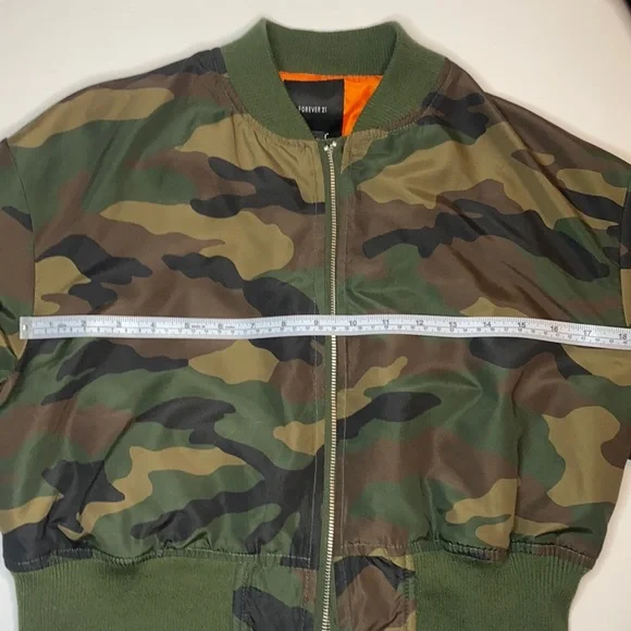 Army fatigue bomber jacket from Forever21 size L (large) - Picture 4 of 5